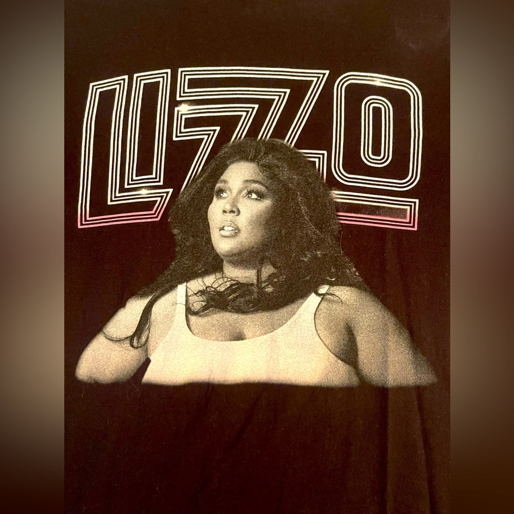 Official Lizzo Merch From The Special Tour 2023 T Shirt  Black Large Worn Once